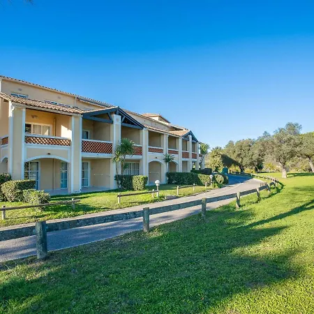 Апартаменты Le Village - C4221 By Interhome