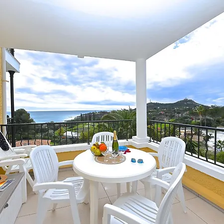 Le Village - C4221 By Interhome Сен-Рафаэль