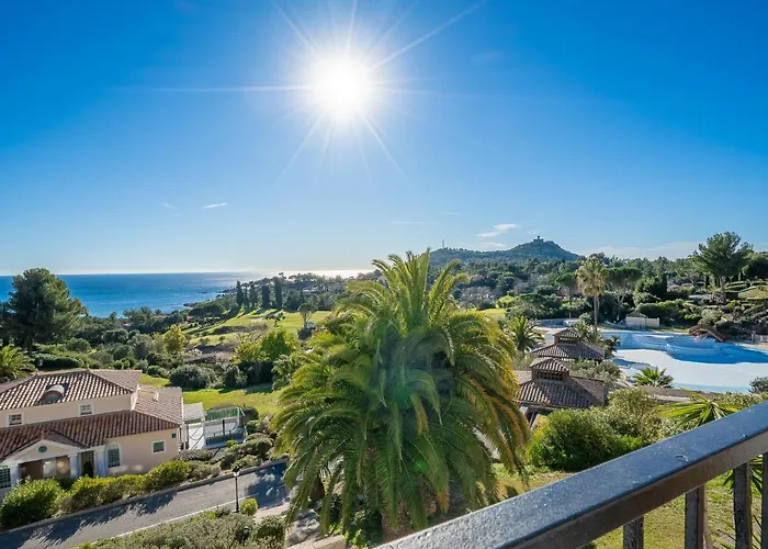 Апартаменты Le Village - C4221 By Interhome