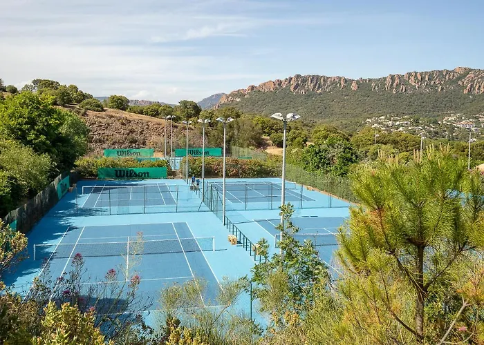 Апартаменты Le Village - C4221 By Interhome *