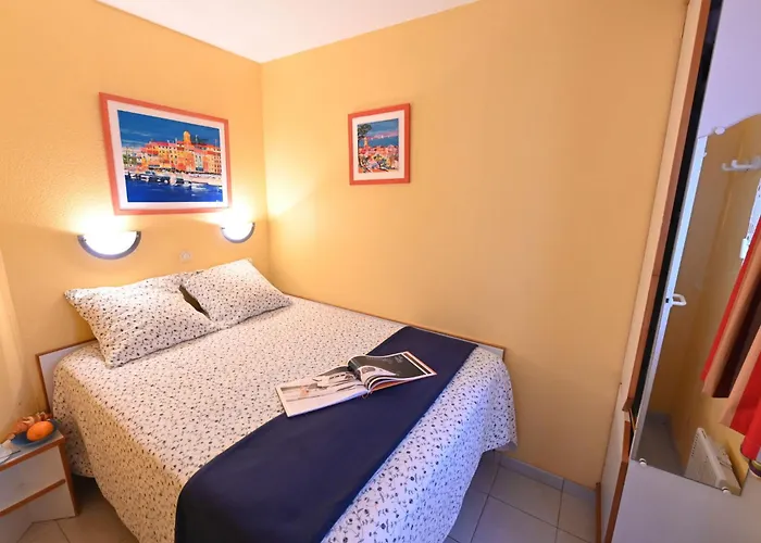 Le Village - C4221 By Interhome *